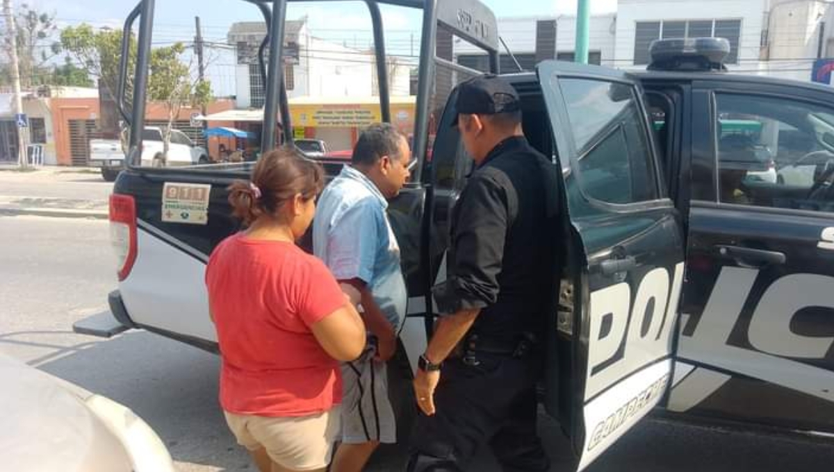 Fue auxiliado por varios ciudadanos y posteriormente fue trasladado en una patrulla policiaca