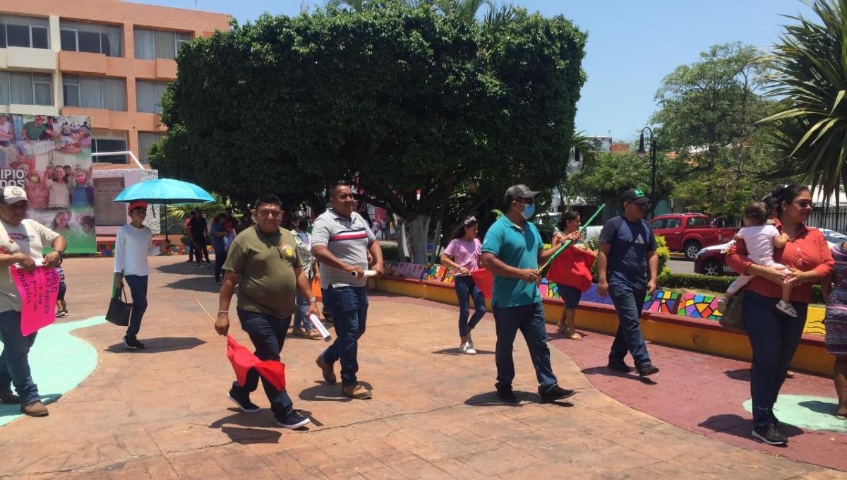 La entrega de despensas se da con fines políticos