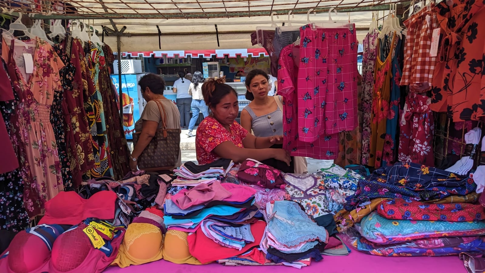 Instalan mercado por el Día de la Madre en Campeche