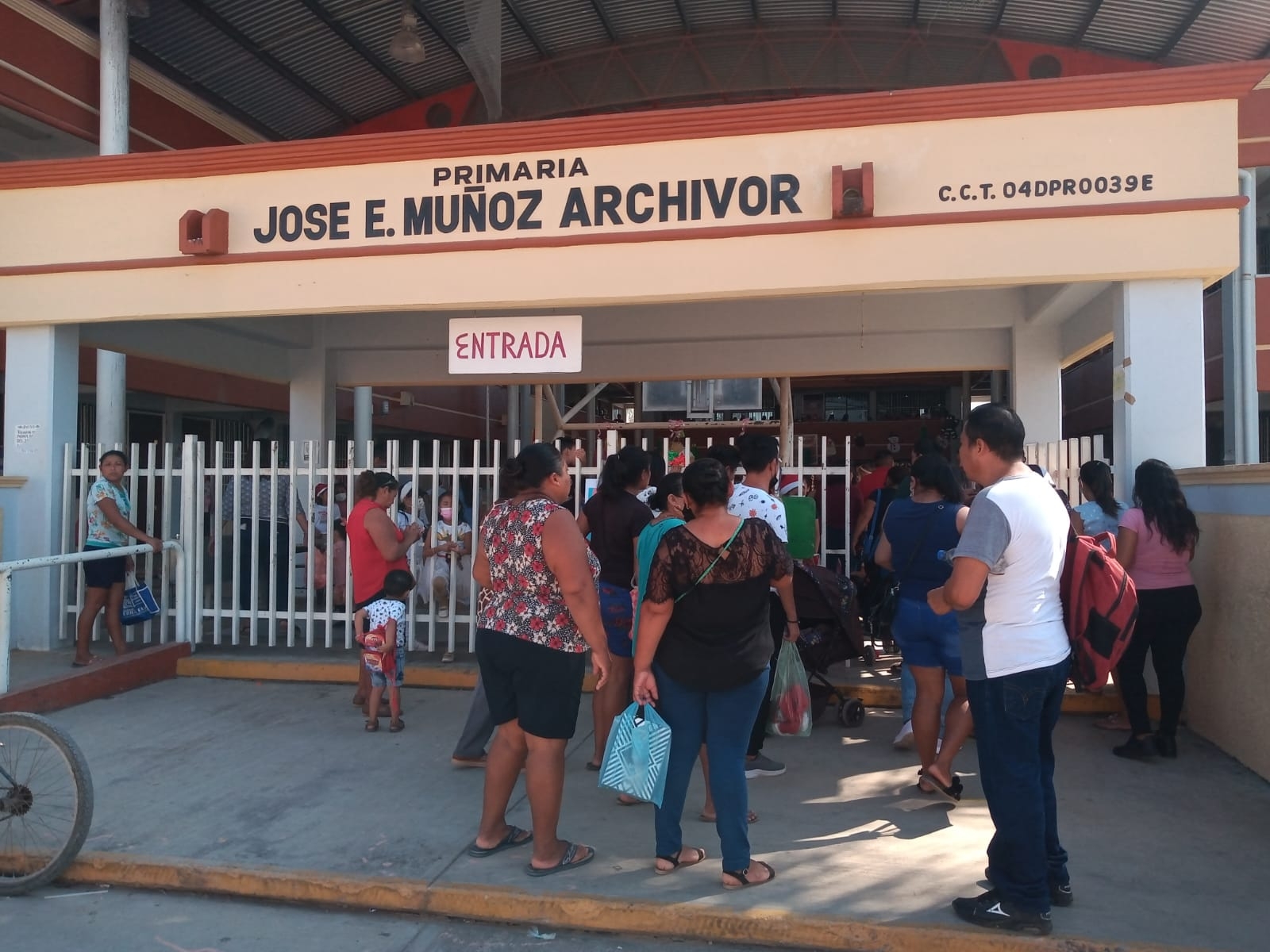 Las clases fueron suspendidas por el robo que sufrieron