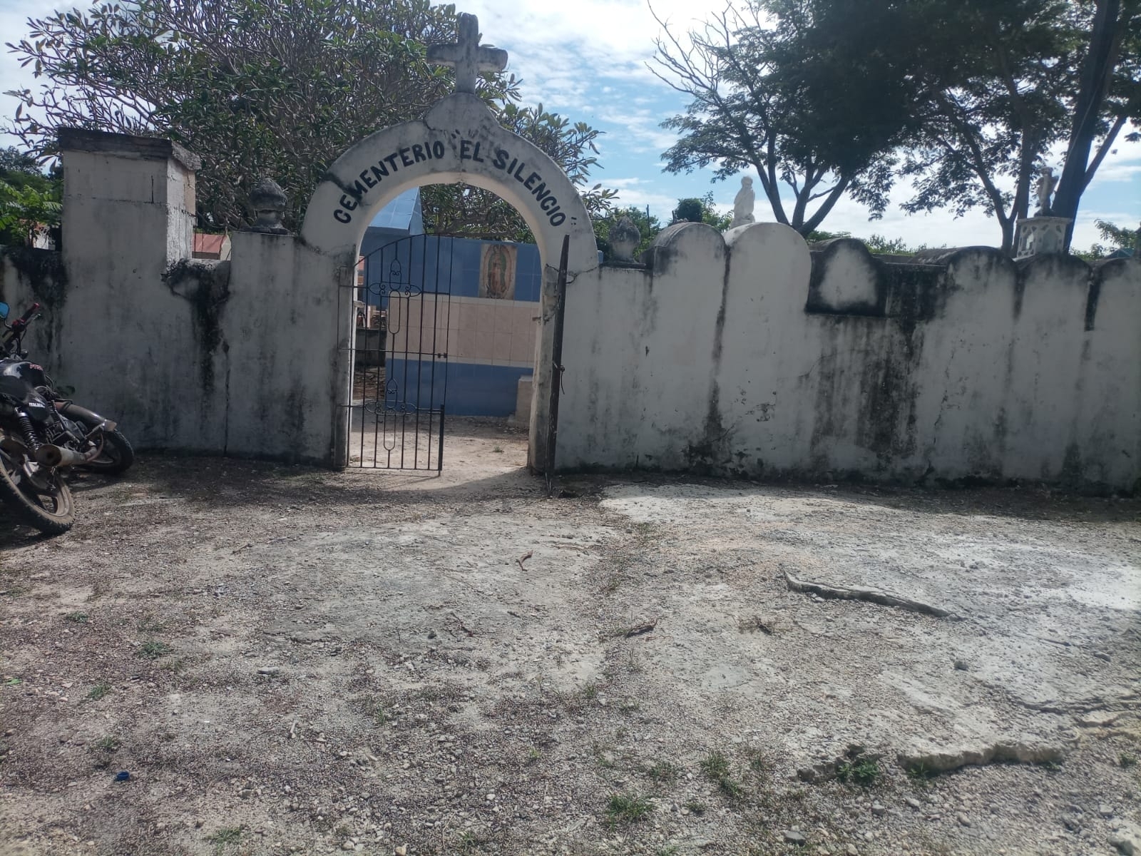 El Ayuntamiento les entrega 99 mil 242 pesos, de los que 78 mp se destinan al pago a los 38 trabajadores