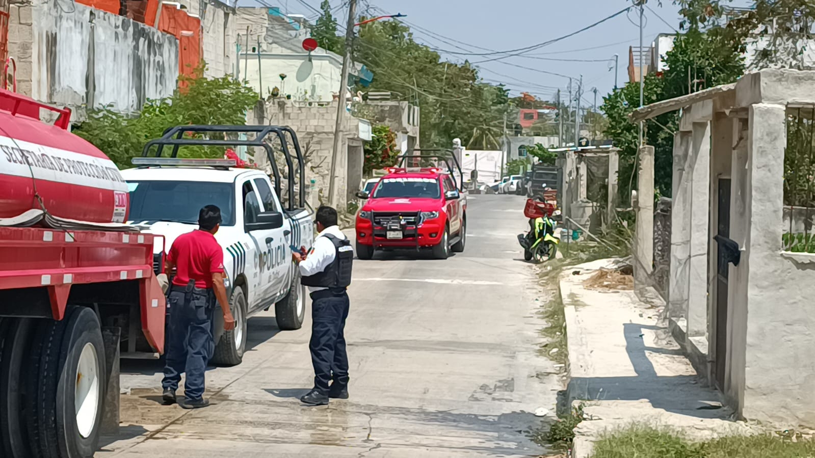 Bomberos atienden conato de incendio en vivienda de Campeche Bomberos atienden conato de incendio en vivienda de Campeche