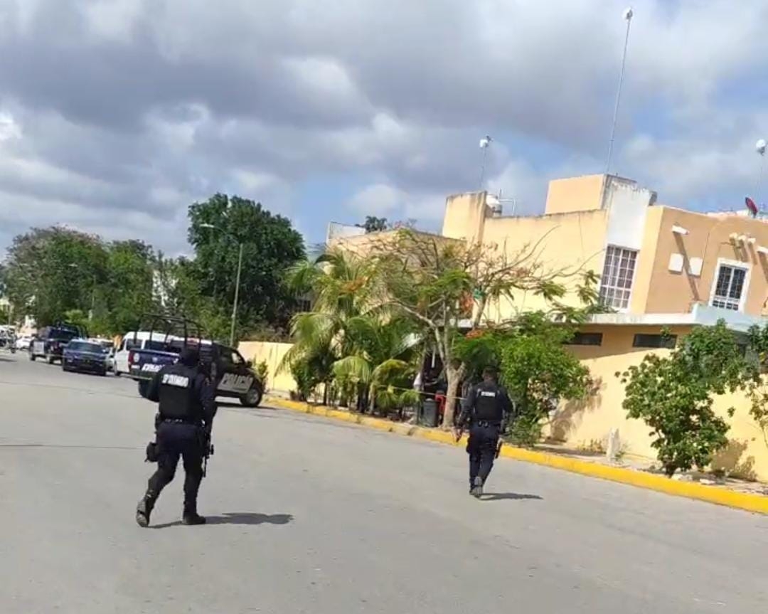 Hasta el momento se conoce que al lugar arribaron elementos de la policía municipal Hasta el momento se conoce que al lugar arribaron elementos de la policía municipal