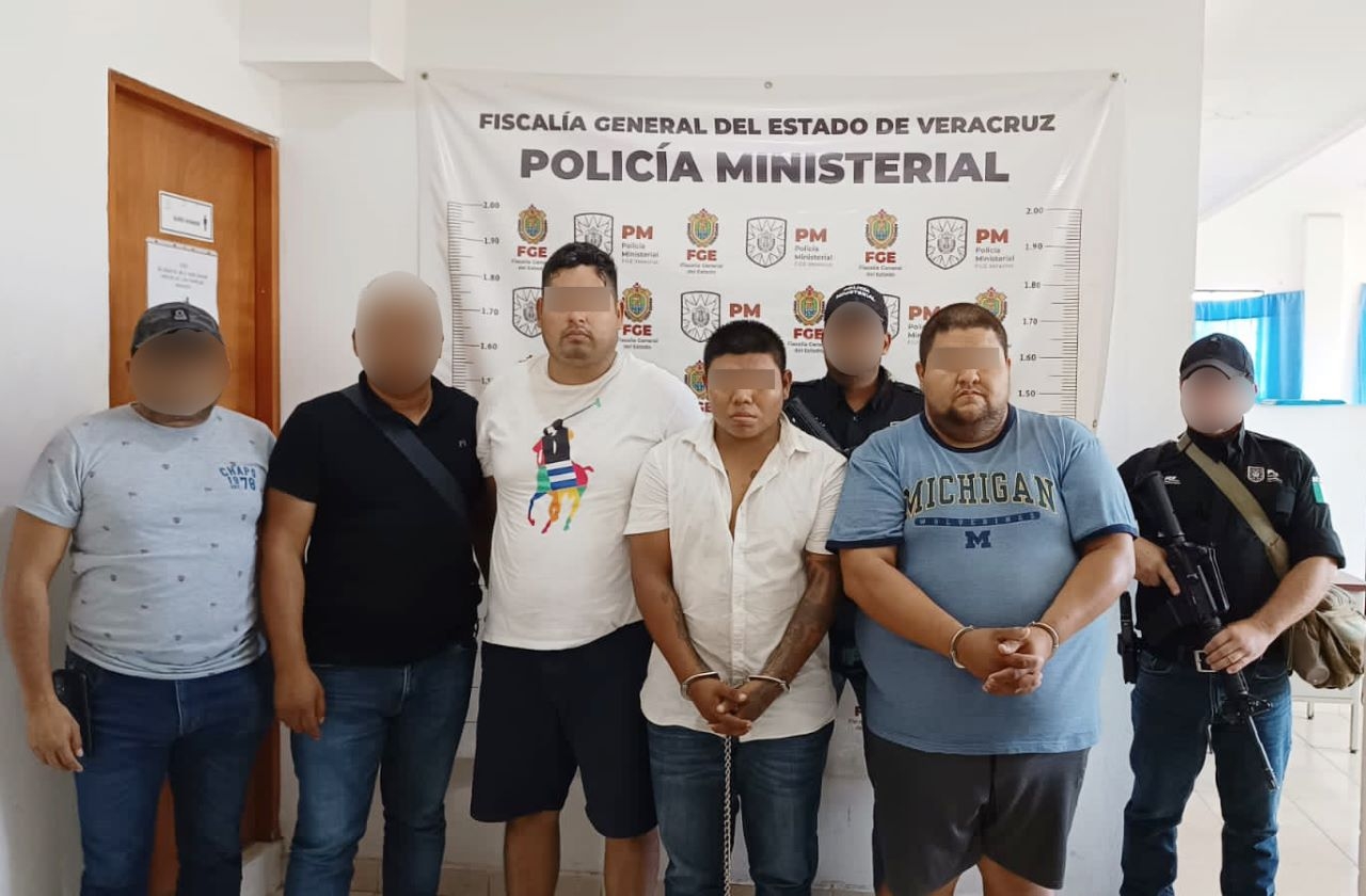 El juez impuso la medida cautelar de prisión preventiva oficiosa y dictó un plazo de dos meses y medio para el cierre de la investigación complementaria El juez impuso la medida cautelar de prisión preventiva oficiosa y dictó un plazo de dos meses y medio para el cierre de la investigación complementaria