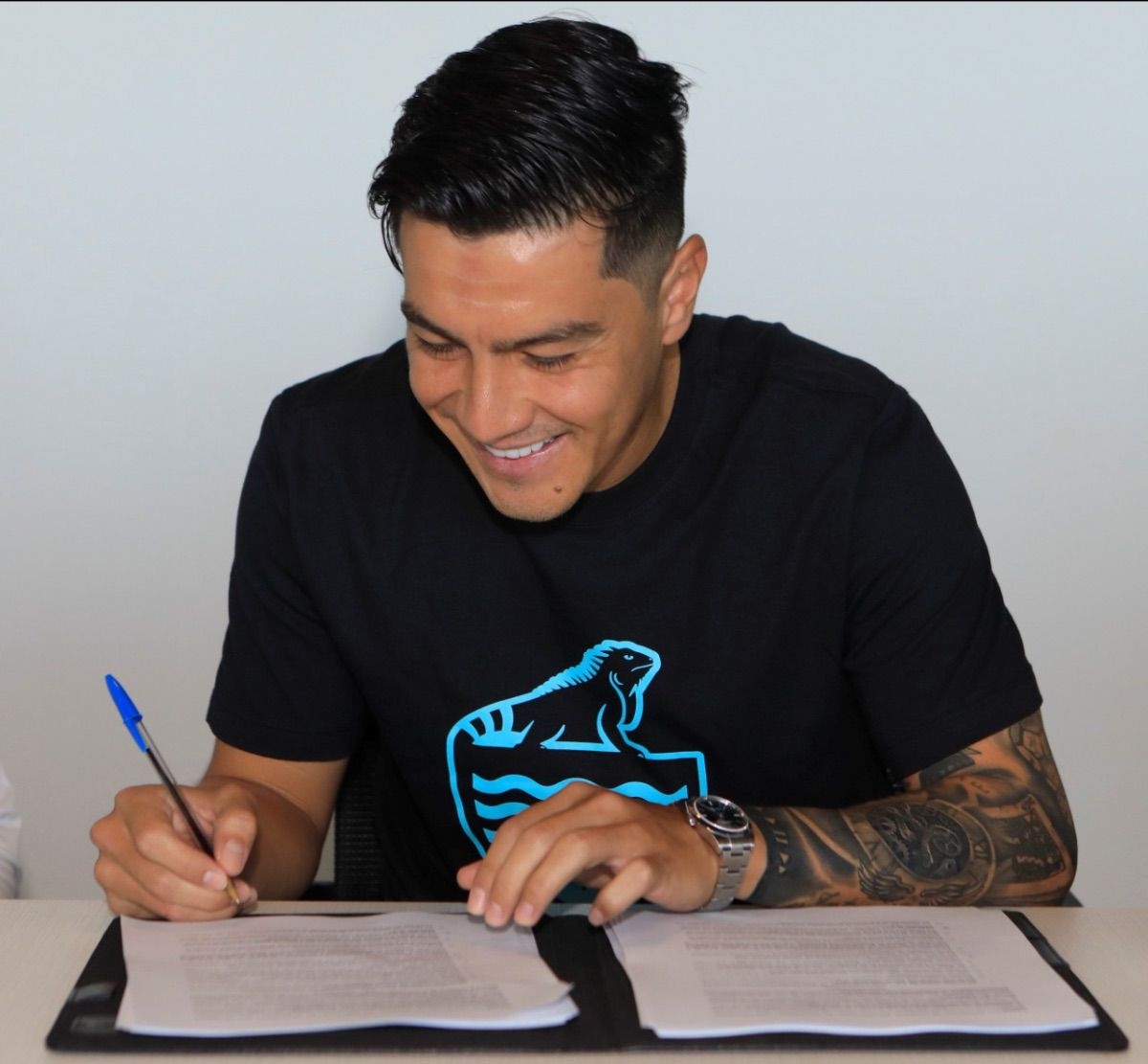 El club había informado las bajas de Heriberto Aguayo, Diego Hernández, Pablo López y Carlos Prieto, quienes ya tienen nuevo equipo, pero no la de Michael Pérez