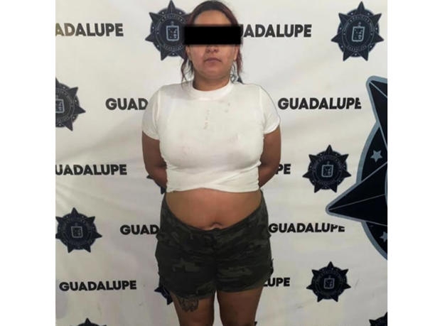 Mujer asesina a su padrastro en Nuevo León