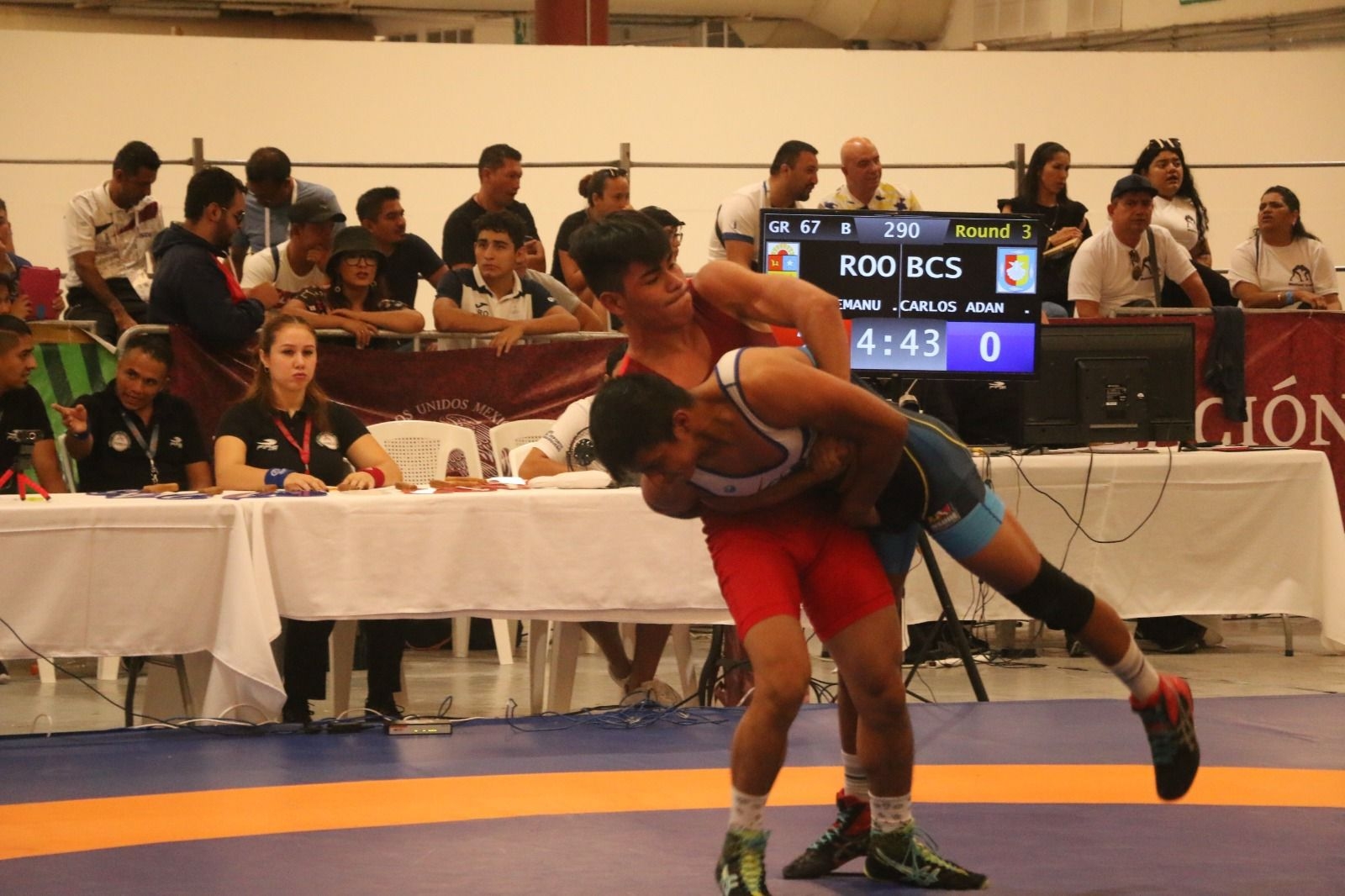 José Adrián Chan Canul se convirtió en bicampeón nacional José Adrián Chan Canul se convirtió en bicampeón nacional
