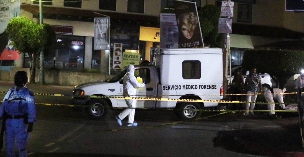 Junto con al también cronista de jaripeo viajaba otra persona, quien resultó herida en el ataque
Junto con al también cronista de jaripeo viajaba otra persona, quien resultó herida en el ataque