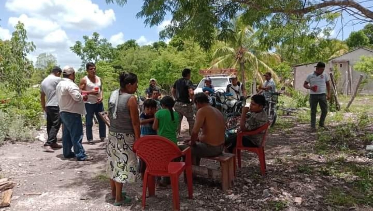Protección Civil y voluntarios se adentraron a la selva para encontrar a los campesinos Protección Civil y voluntarios se adentraron a la selva para encontrar a los campesinos