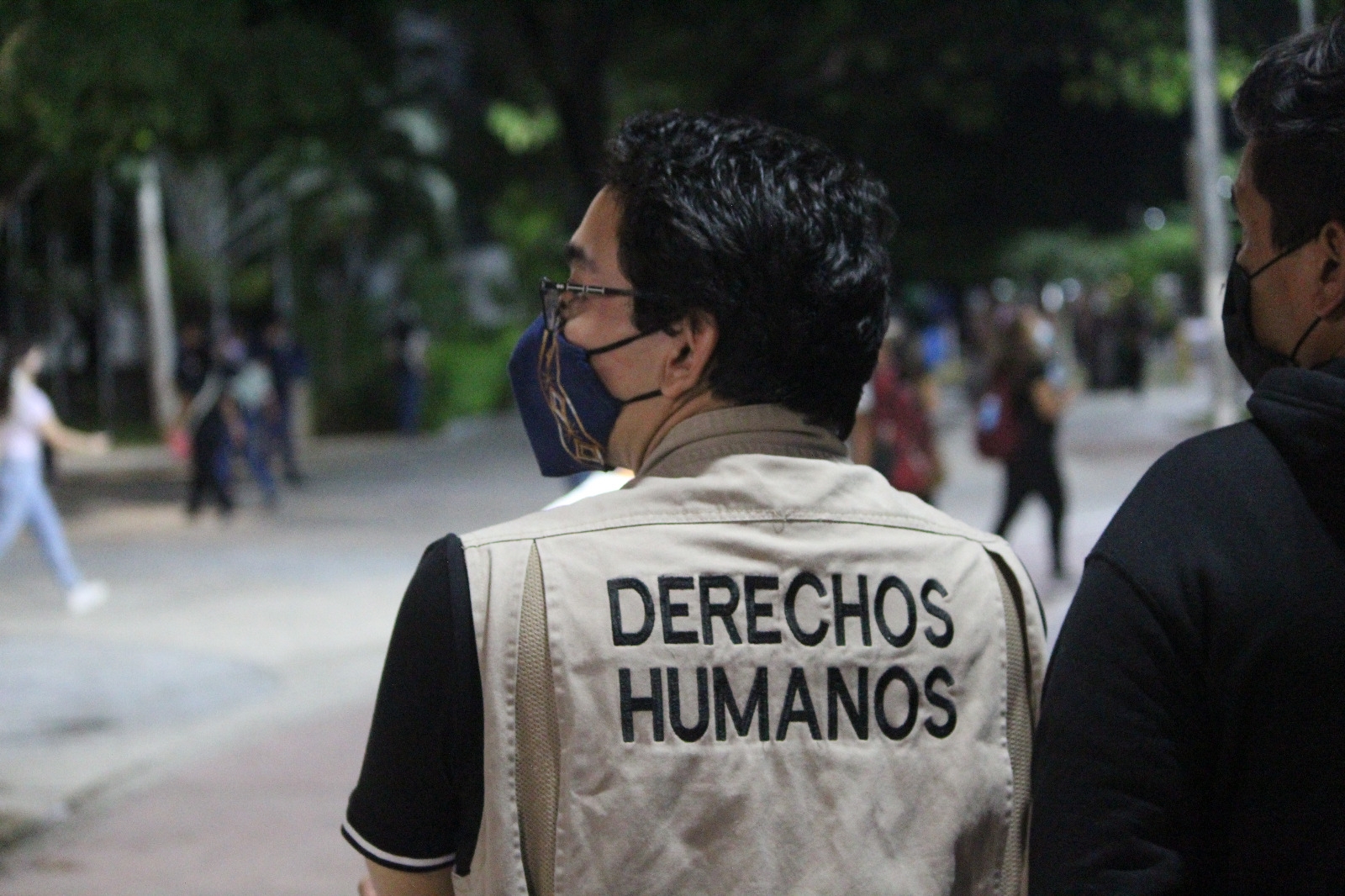Transgrede derechos de igualdad, al requerir antecedentes no penales a plataformas de transporte, dice la CNDH