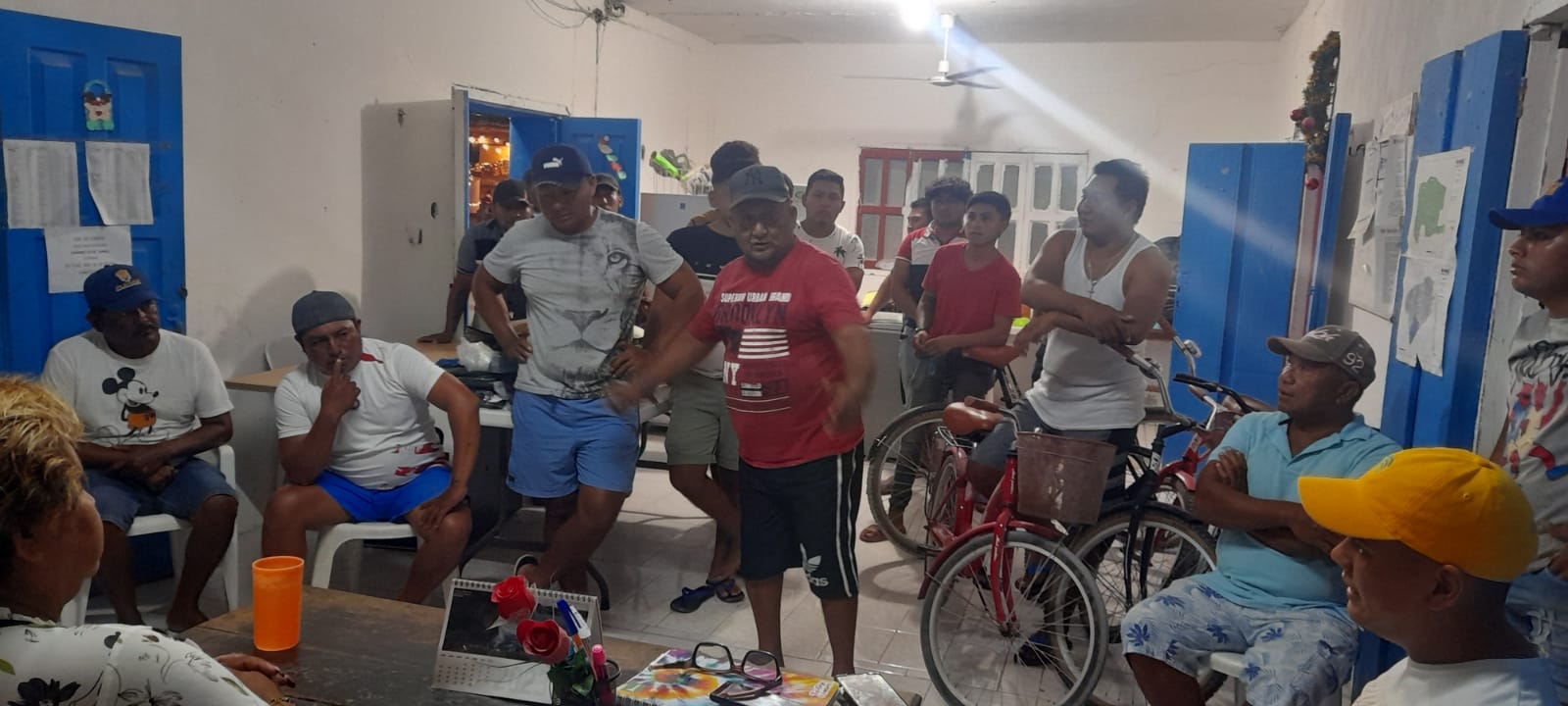 Los vecinos exigieron que los ladrones se vayan del puerto Los vecinos exigieron que los ladrones se vayan del puerto