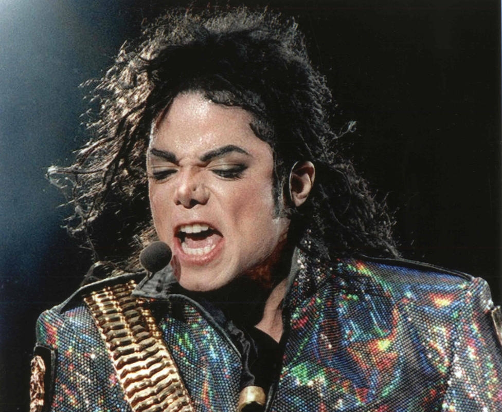 Michael Jackson murió a causa de una sobredosis de anestésicos Michael Jackson murió a causa de una sobredosis de anestésicos