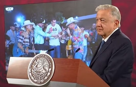 Presidente AMLO en conferencia de prensa Presidente AMLO en conferencia de prensa