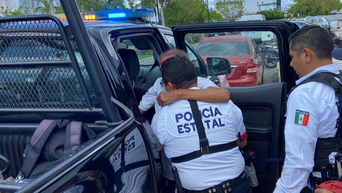 Al abuelito alegó no acordarse del apoyo que fue a buscar, pero que sólo se traba de un dinero que le otorgan de manera mensual