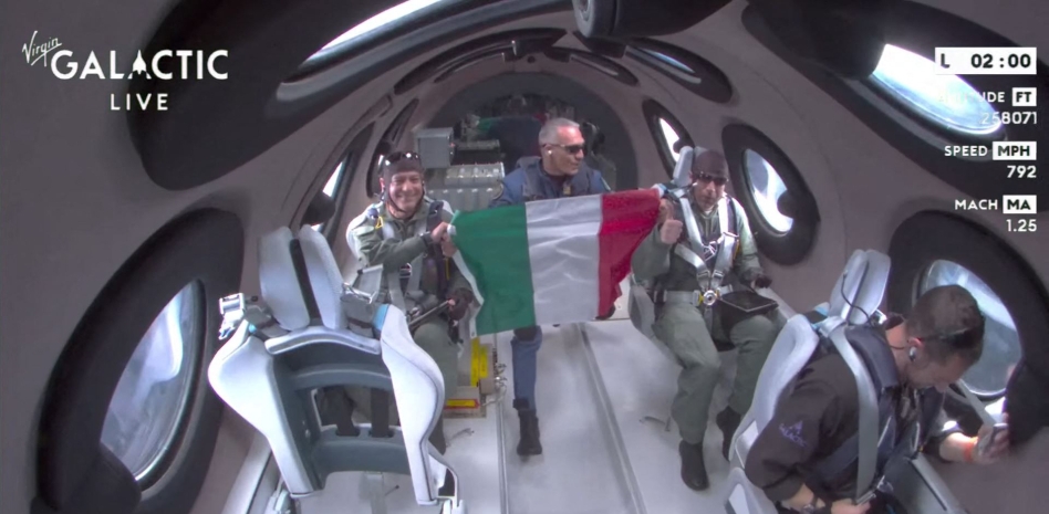 Primer vuelo al espacio Primer vuelo al espacio
