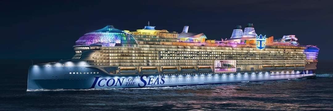 El crucero cuenta con múltiples diversiones para toda la familia, desde albercas, shows, toboganes y bares El crucero cuenta con múltiples diversiones para toda la familia, desde albercas, shows, toboganes y bares