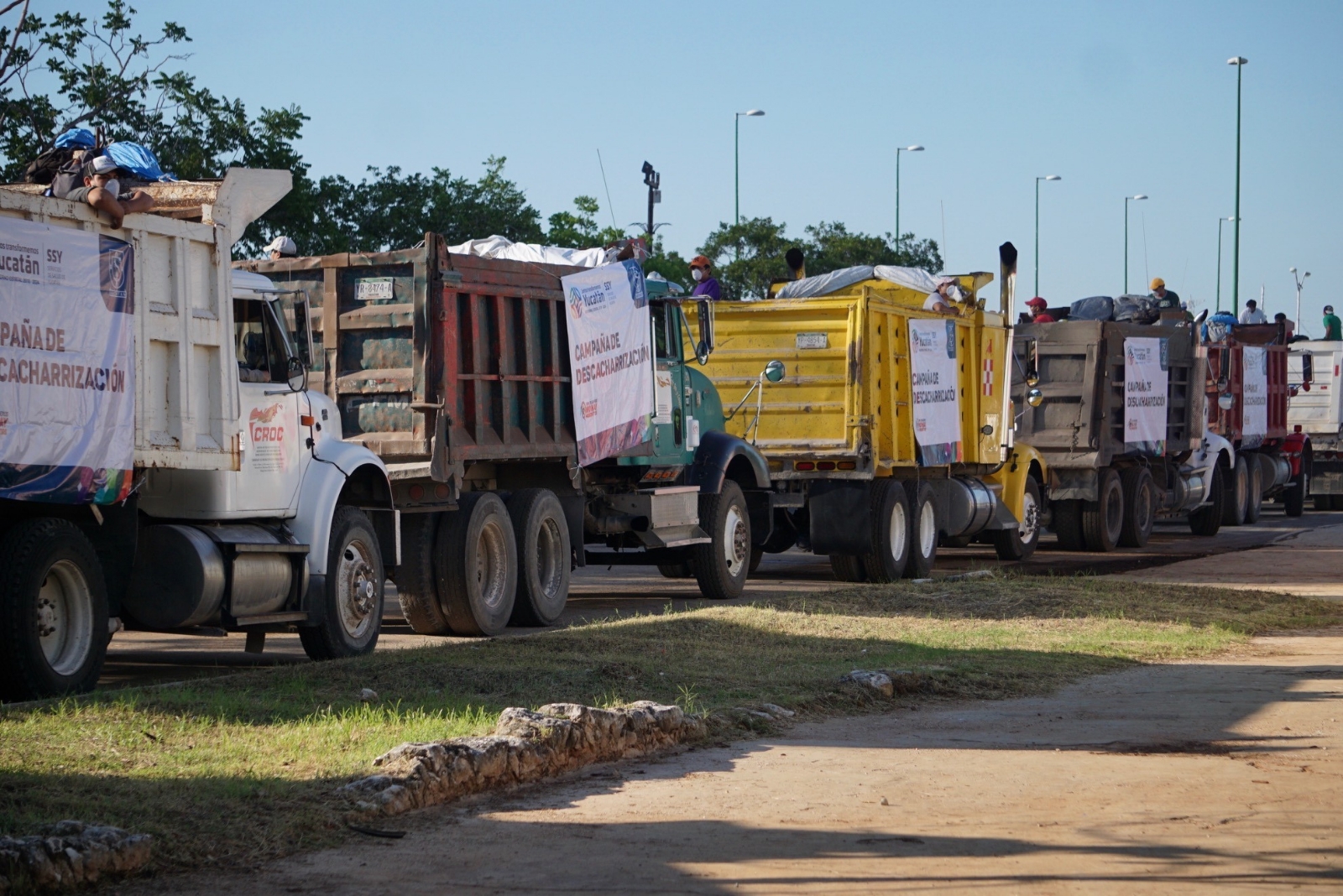 Servicios Públicos del Ayuntamiento de Mérida estimó que tardarán dos semanas en recoger los desperdicios