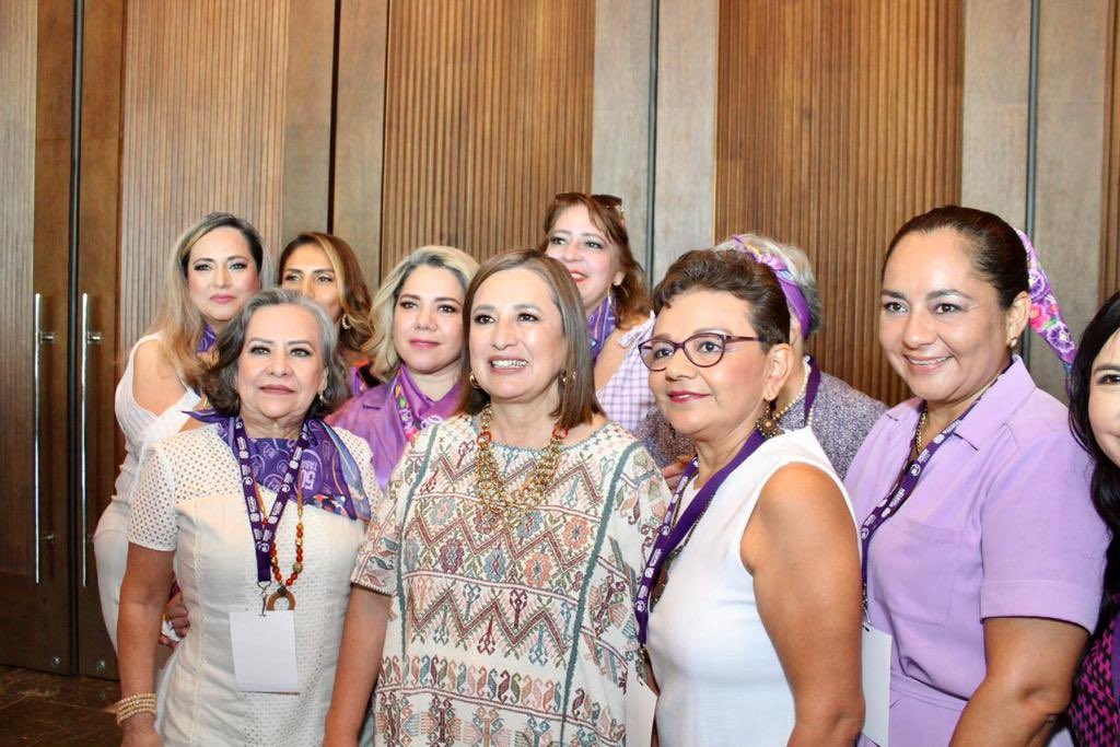 La Senadora se encuentra en Mérida donde ha estado presente en diversos eventos