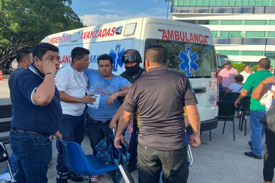 Las familias celebraron la aparición de los policías