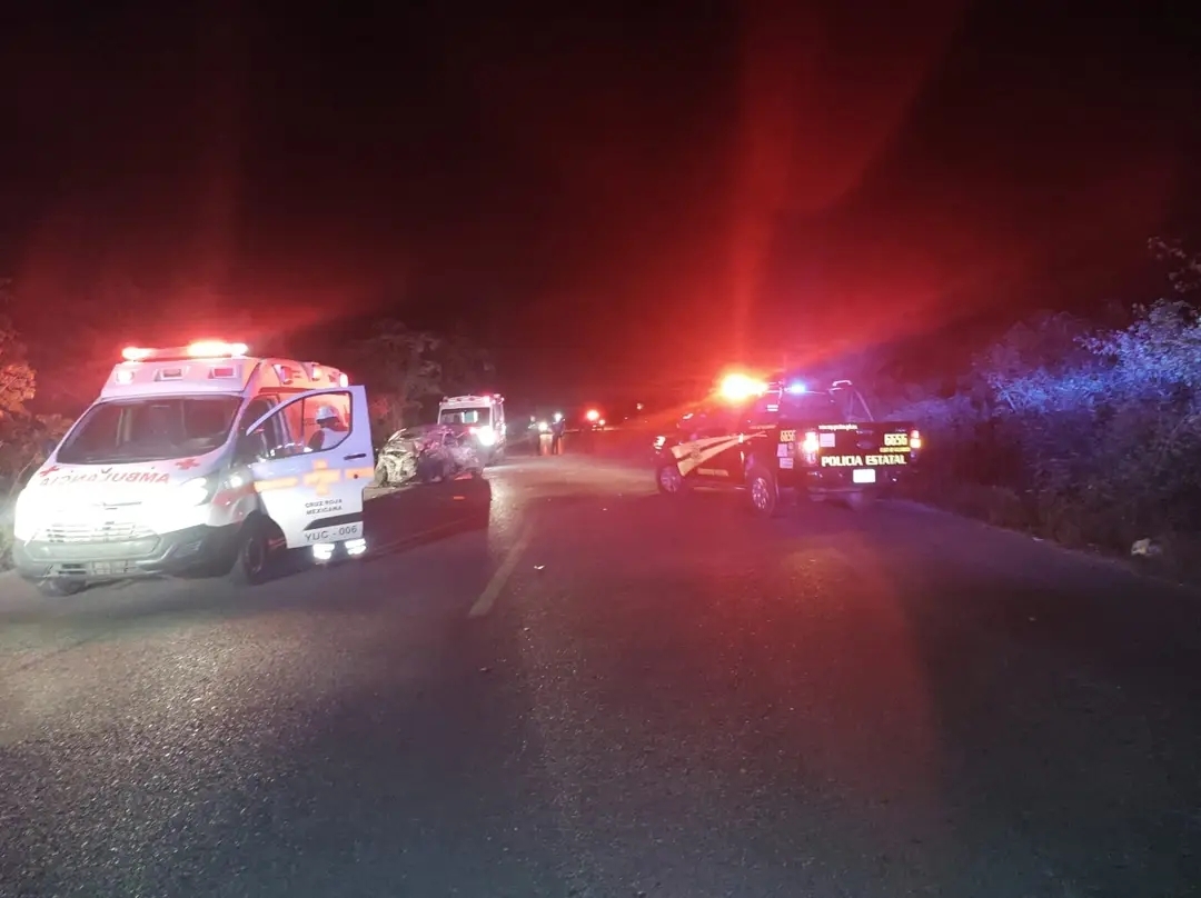 El accidente ocurrió en el tramo carretero Chemax-Xcatzín