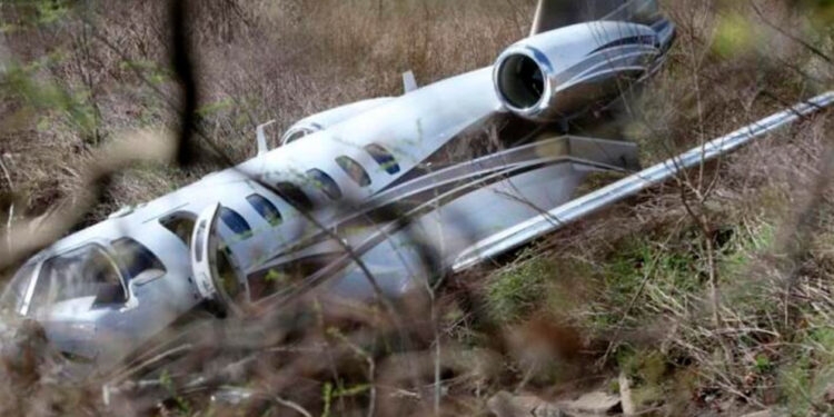 Aviones F-16 que interceptaron aeronave privada volaron a velocidades supersónicas
