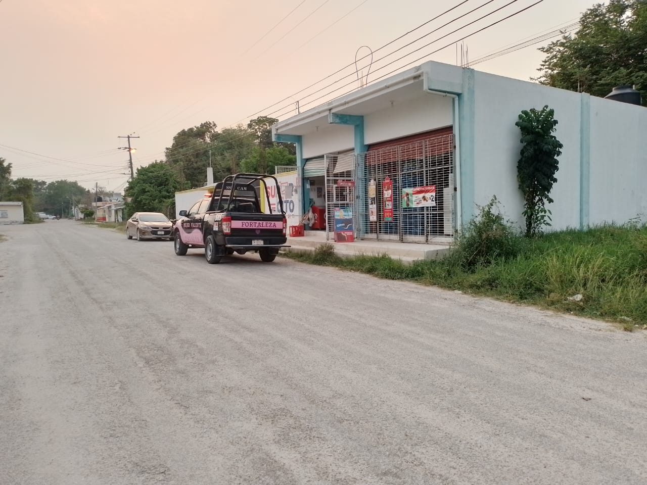 Los asaltantes se dieron a la fuga a bordo de una motocicleta Los asaltantes se dieron a la fuga a bordo de una motocicleta