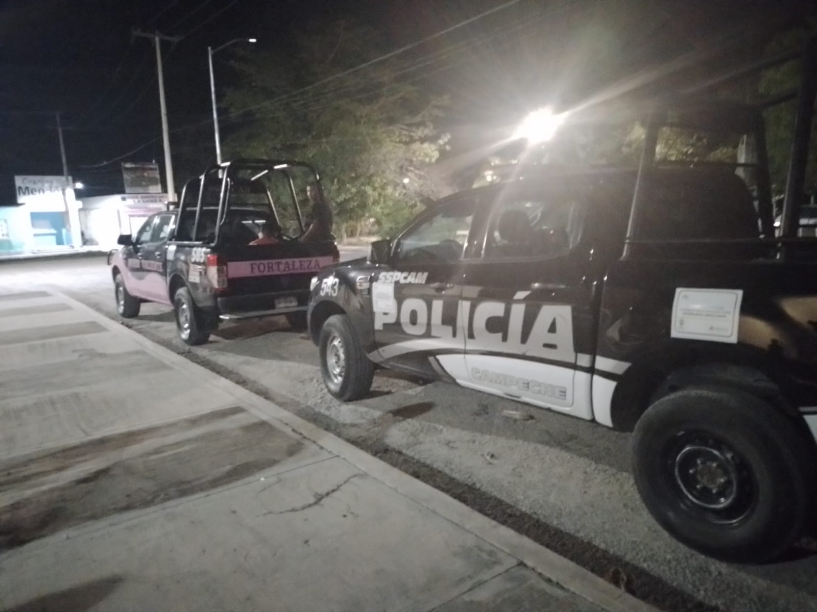 Detienen a los presuntos en tienda de abarrotes en Escárcega