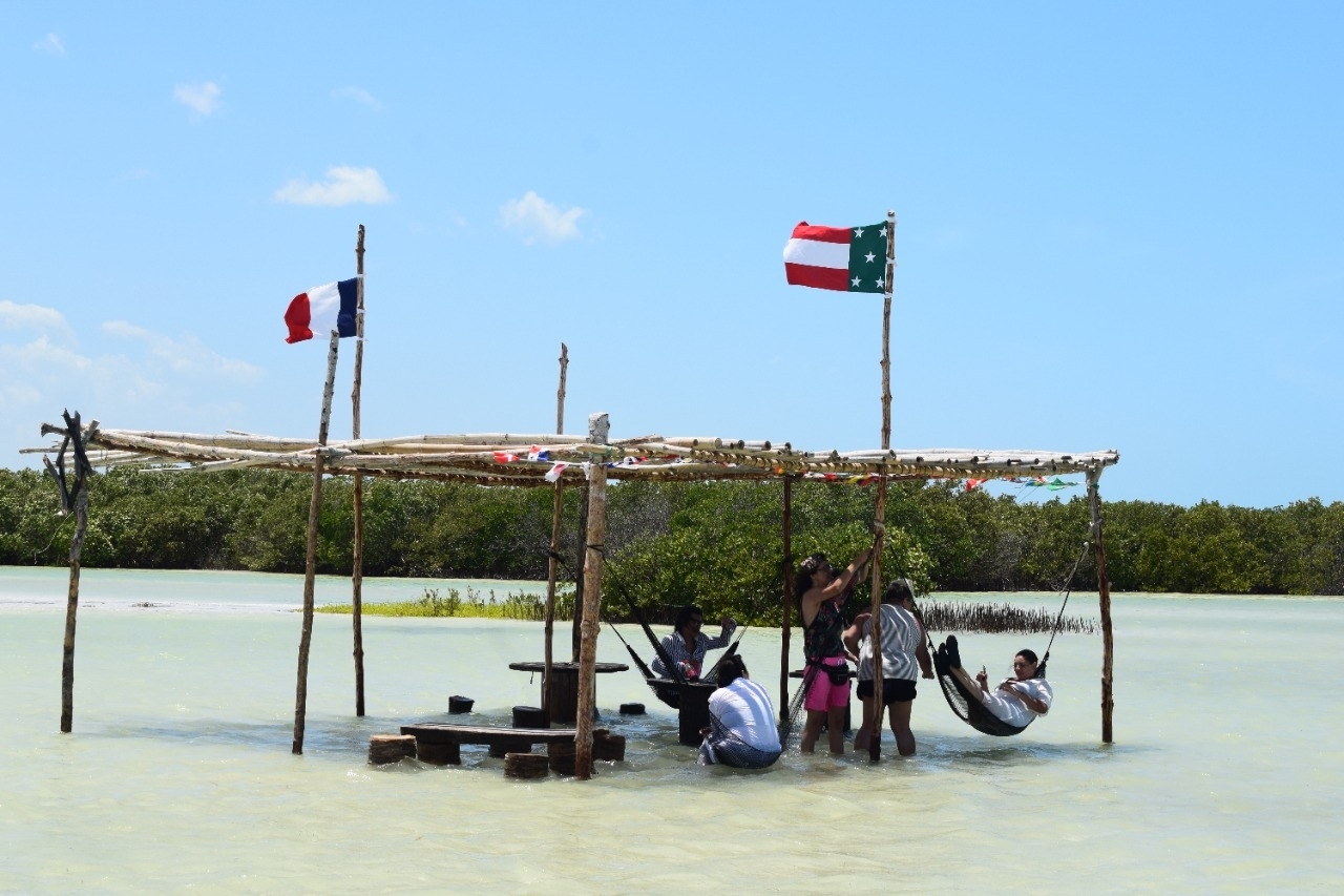 La Isla de los Columpios se ubica en Chuburná La Isla de los Columpios se ubica en Chuburná