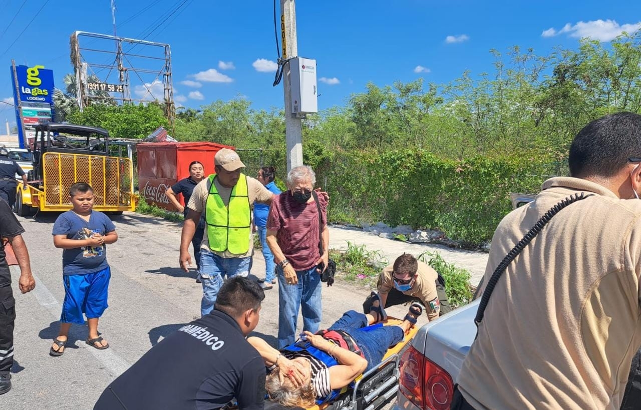 Los heridos fueron trasladados al IMSS de Motul