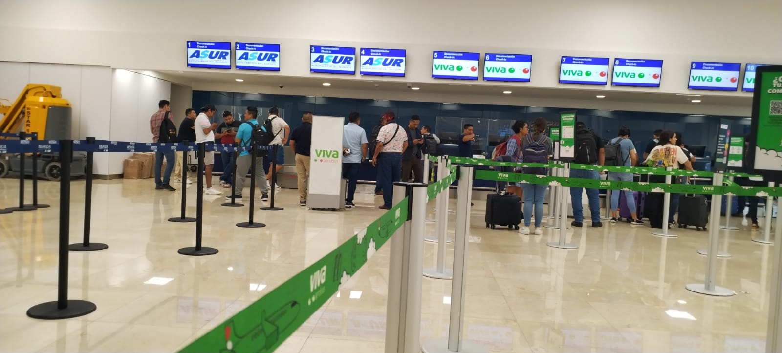 VivaAerobus continúa con retrasos en el aeropuerto de Mérida