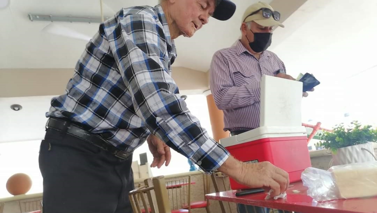 La producción de queso ha impulsado a seguir con las actividades de ganadería