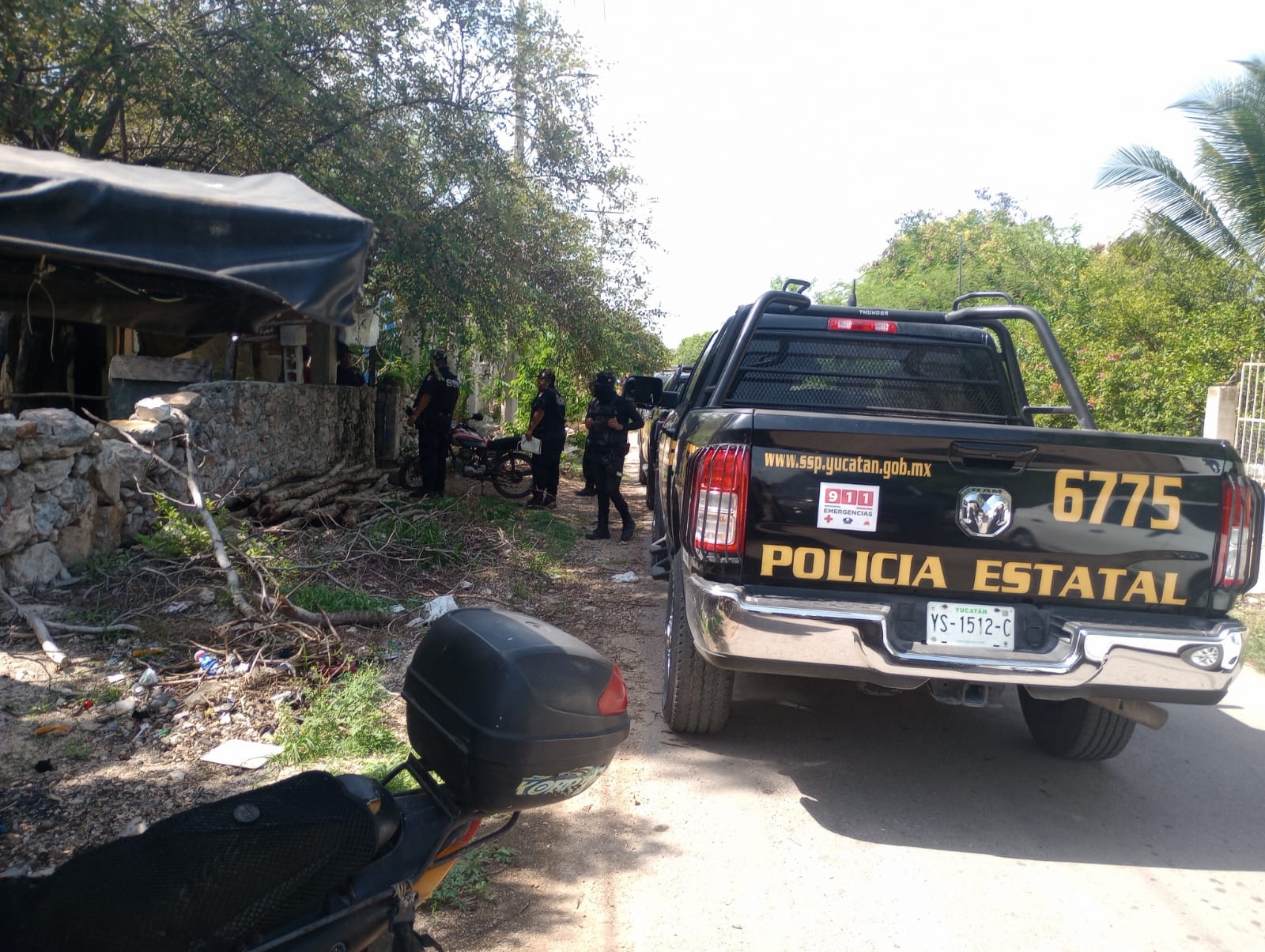 El sujeto fue detenido y se le aseguraron varias armas de fuego de fabricación casera El sujeto fue detenido y se le aseguraron varias armas de fuego de fabricación casera