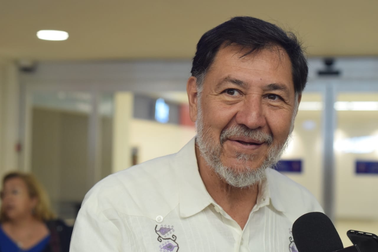 Noroña estará regalando libros en el Centro de Mérida