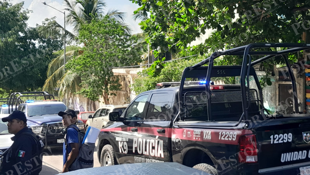 Al lugar se presentan elementos de seguridad pública y una ambulancia del Heroico Cuerpo de Bomberos para atender a las víctimas Al lugar se presentan elementos de seguridad pública y una ambulancia del Heroico Cuerpo de Bomberos para atender a las víctimas