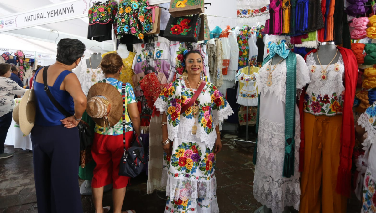 Se realizaron recorridos guiados para los visitantes en el Centro Histórico de Zapopan Se realizaron recorridos guiados para los visitantes en el Centro Histórico de Zapopan