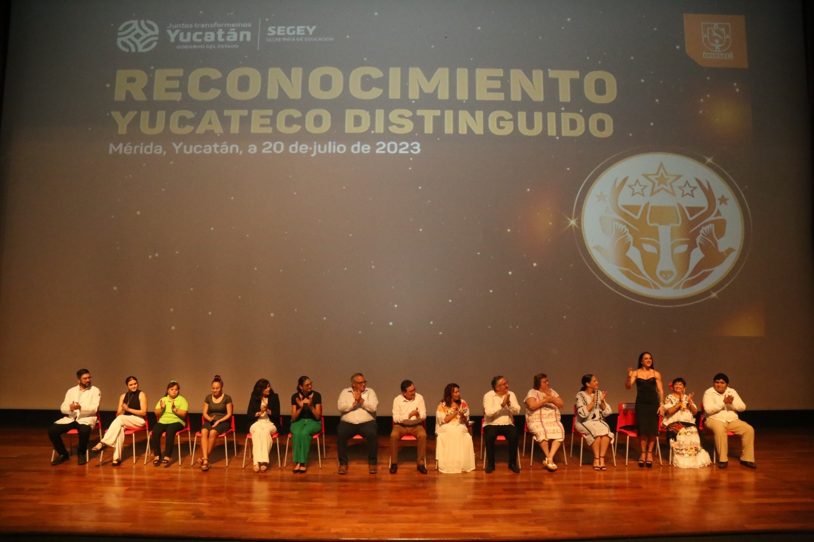 Segey reconoce la invaluable contribución de los Yucatecos Distinguidos Segey reconoce la invaluable contribución de los Yucatecos Distinguidos