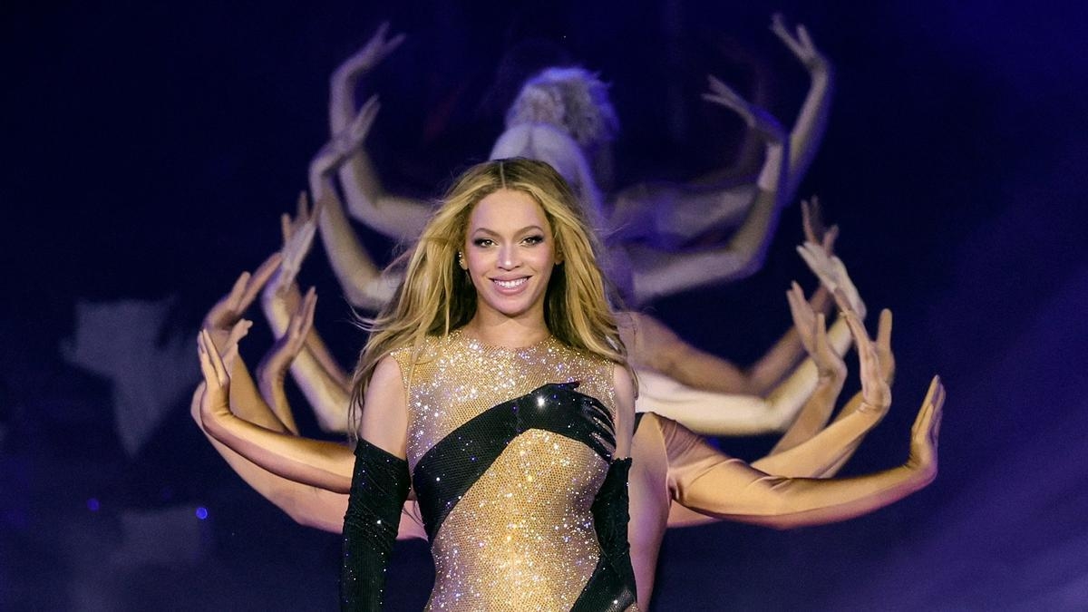 Beyoncé se disfraza de Nefertiti, esposa del Dios de los faraones, y causa indignación en Egipto