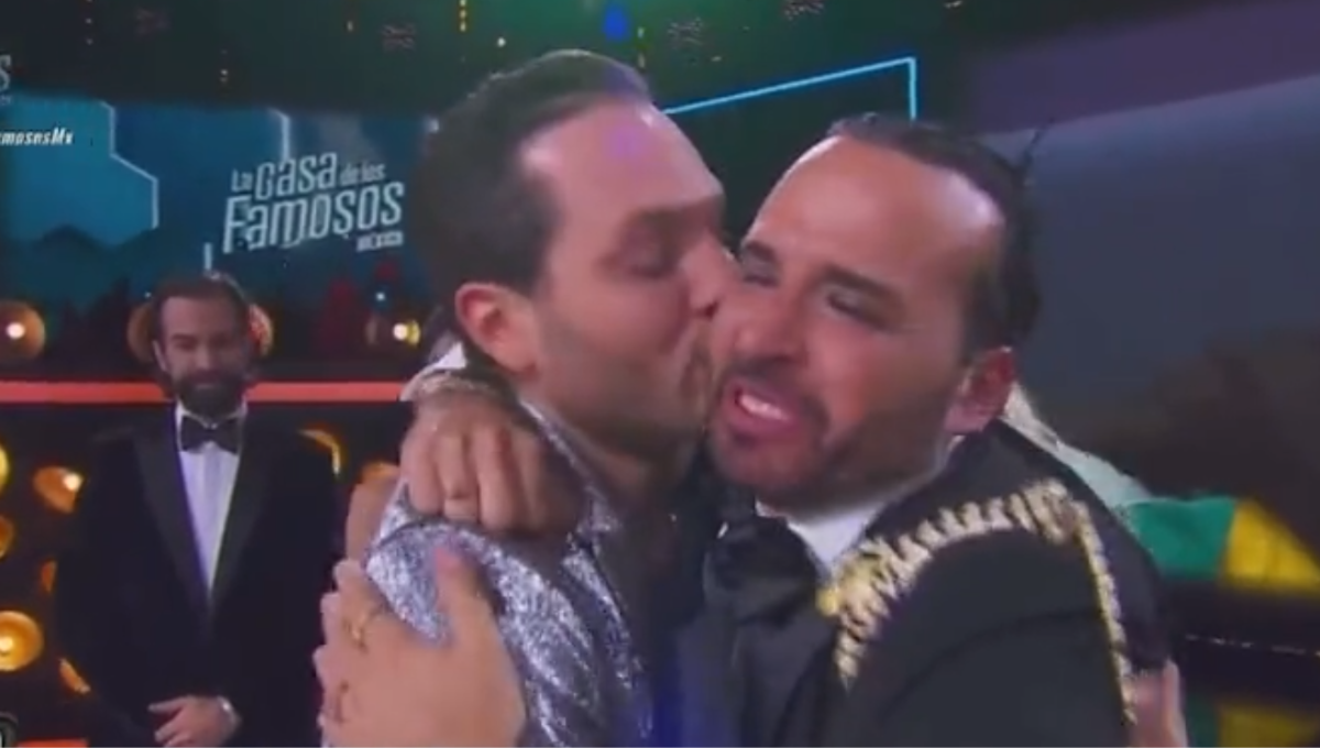 El beso del novio de Apio Quijano en vivo. Foto: Especial El beso del novio de Apio Quijano en vivo. Foto: Especial
