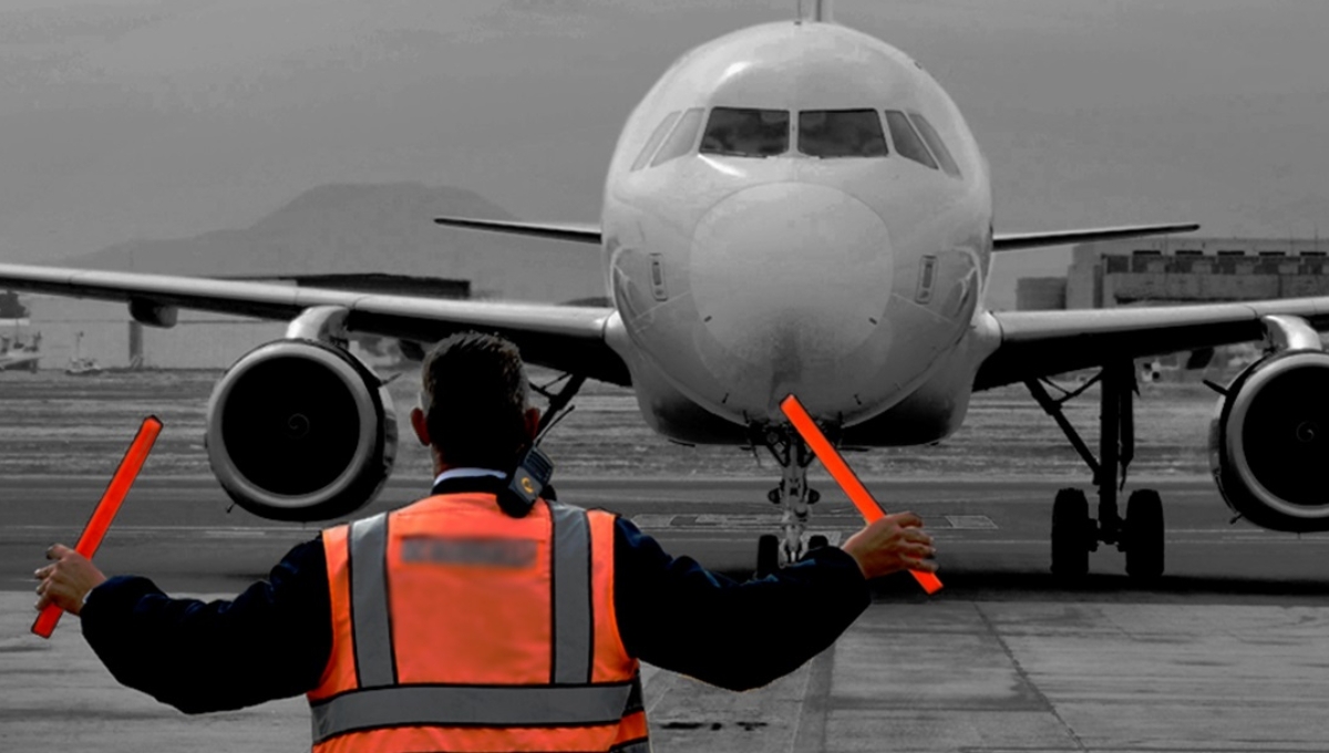 El AICM dijo desconocer sobre la presencia del avión