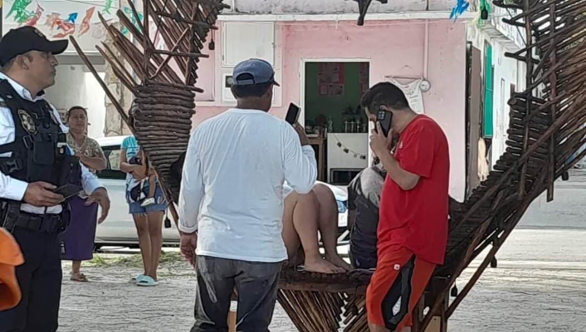 Una persona de la embarcación resultó con crisis nerviosa Una persona de la embarcación resultó con crisis nerviosa
