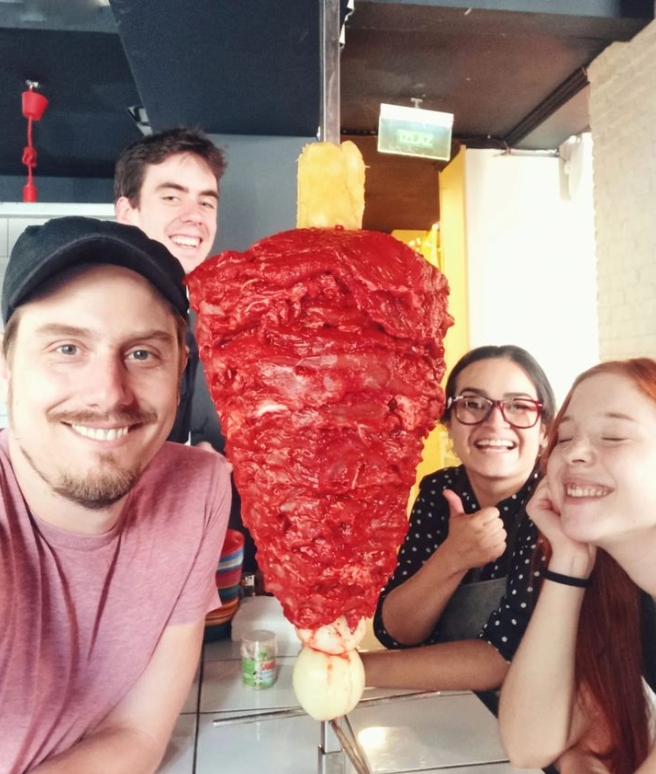 El negocio comenzó vendiendo solo tortillas y después abrió el restaurante El negocio comenzó vendiendo solo tortillas y después abrió el restaurante