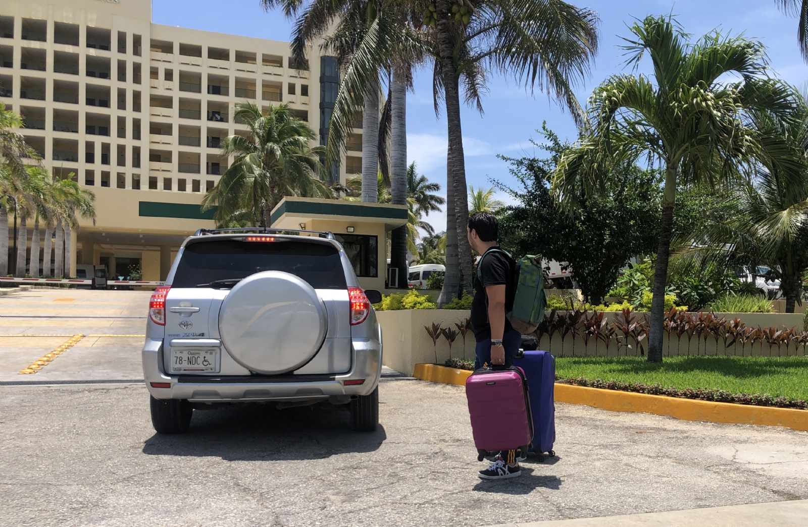 Unidades sucias y taxistas groseros es parte de lo criticado por visitantes durante sus vacaciones