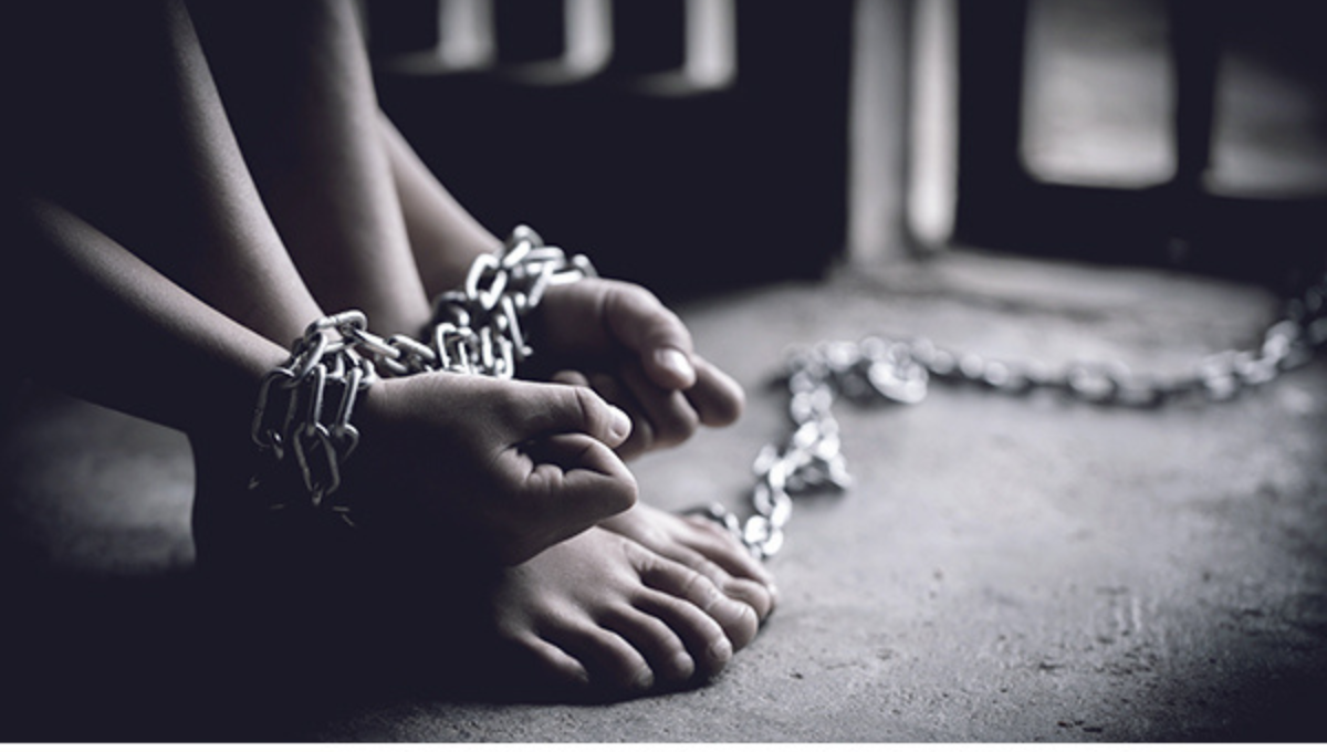 Las mujeres y los niños sufren de mayor violencia a manos de los tratantes