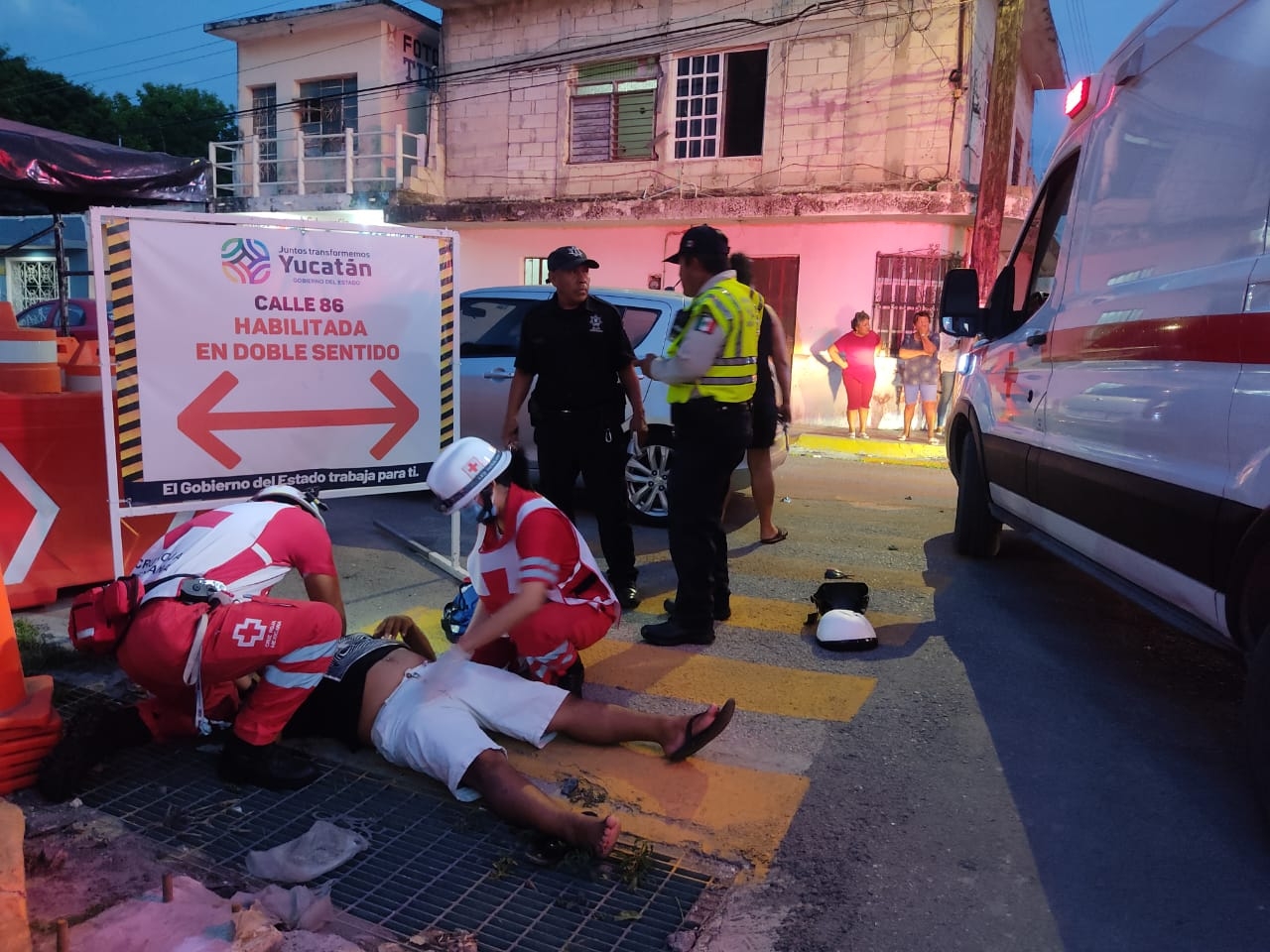 Pese al aparatoso accidente, no se requirió su traslado a un hospital