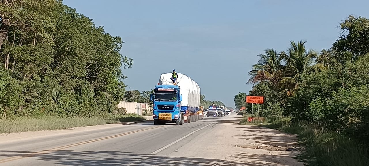 El primer vagón del Tren Maya llegó a la cochera de Cancún