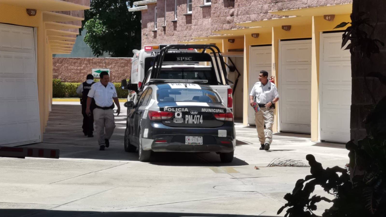 El hombre estaba bajo el efecto de una droga