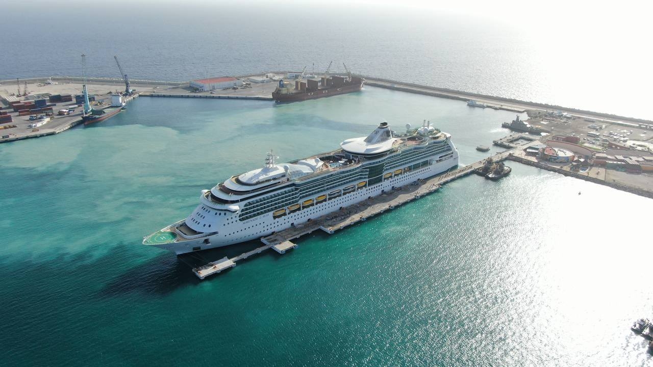 Es la primera vez que llega el crucero 'Serenade of the Seas' Es la primera vez que llega el crucero 'Serenade of the Seas'