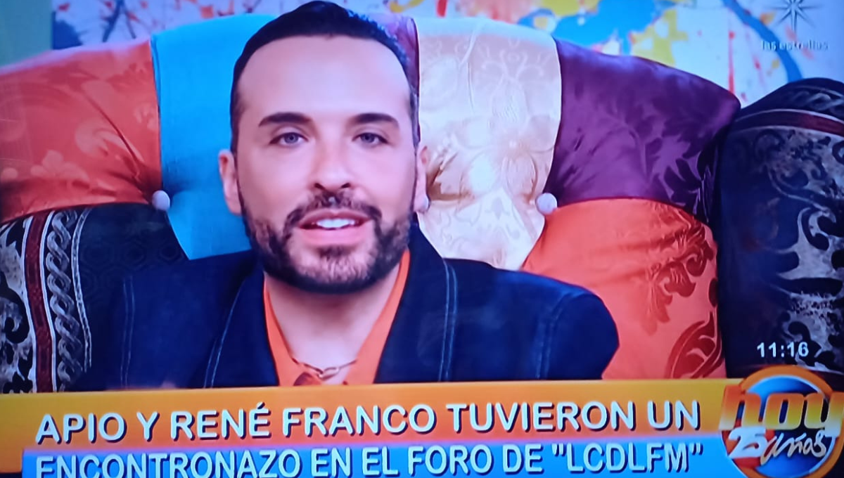 El cantante de Kabah fue el invitado en la sección de espectáculos del matutino. Foto: Especial El cantante de Kabah fue el invitado en la sección de espectáculos del matutino. Foto: Especial