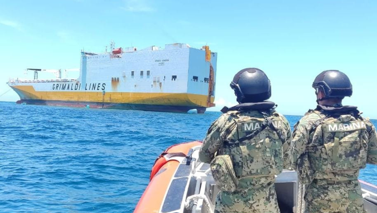 El buque lleva encallado más de una semana en las costas de Sisal