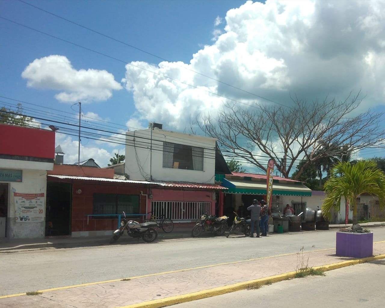 En Sabancuy temen que al dejar solas sus viviendas, los ladrones aprovechen para delinquir